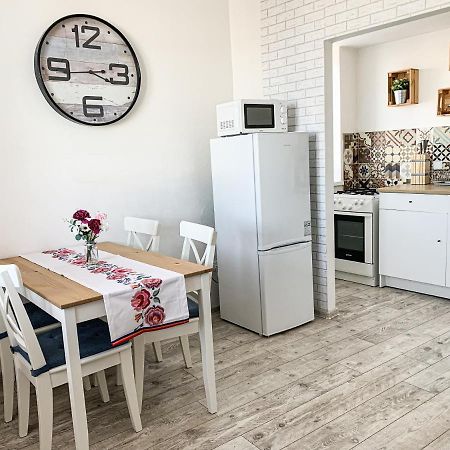 Charming Apartment In Paradise Called Bratislava Buitenkant foto