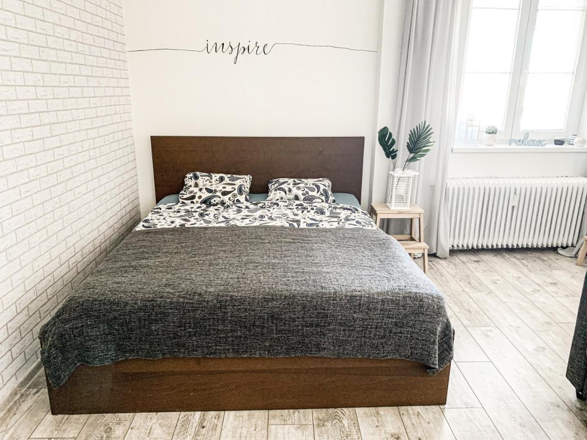 Charming Apartment In Paradise Called Bratislava Buitenkant foto