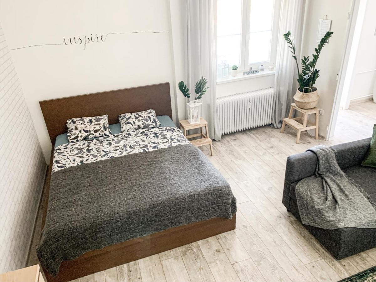 Charming Apartment In Paradise Called Bratislava Buitenkant foto